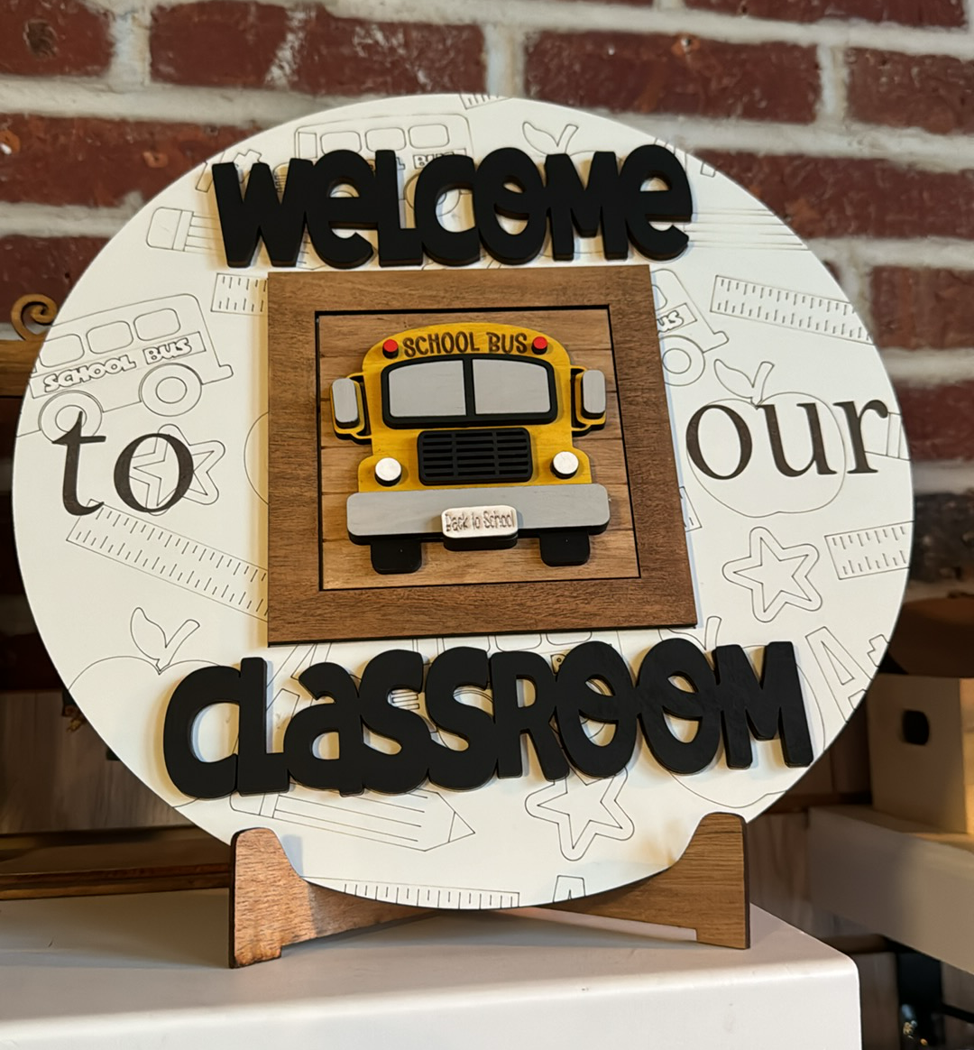 3D Interchangeable Welcome to our Classroom Round (Decorative Background) BASE