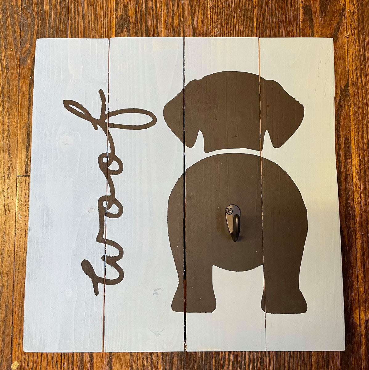 Dog Leash Holder: 5 Adorable Options (Housewarming Gifts)