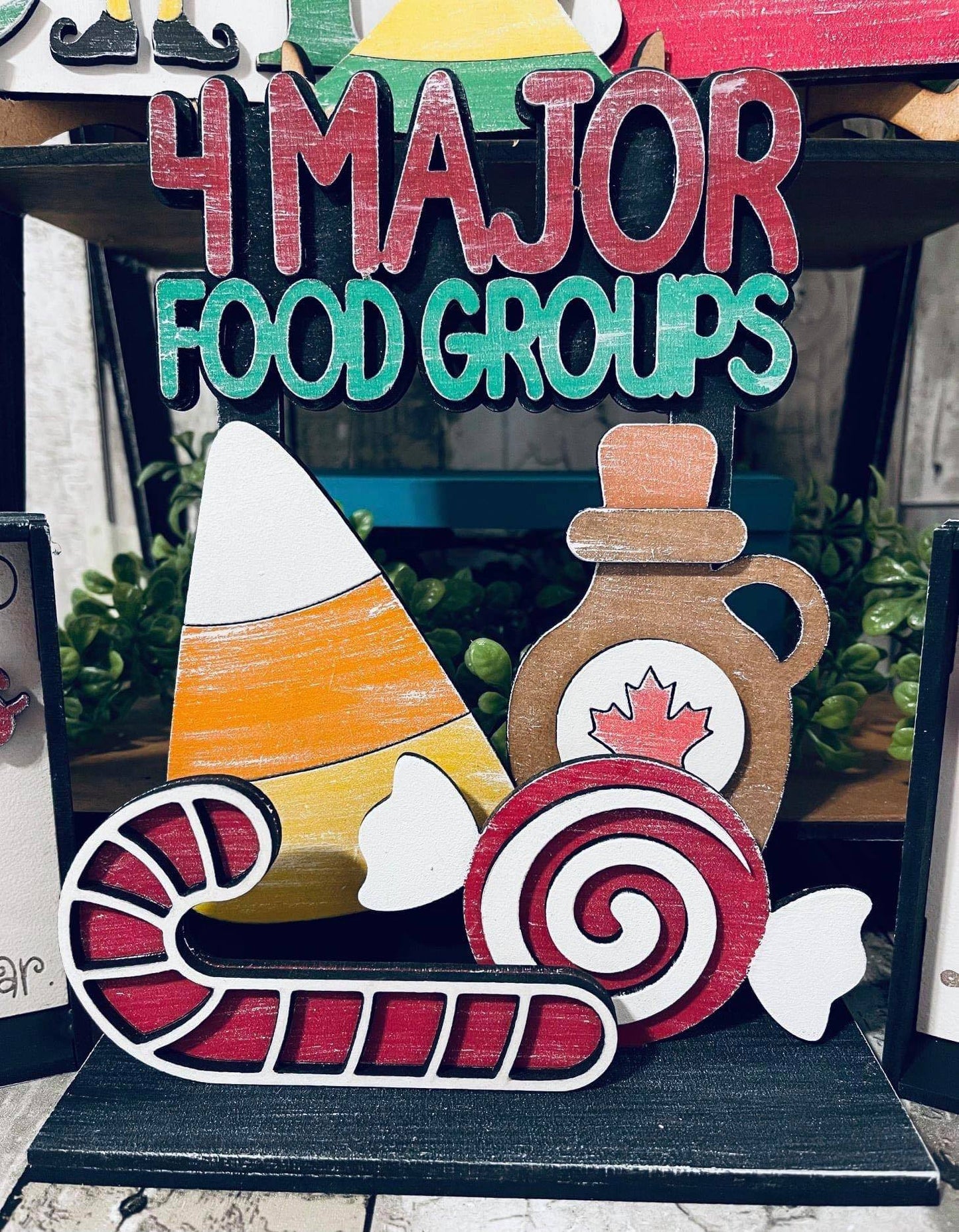 3D Tiered Tray Decor - Elf