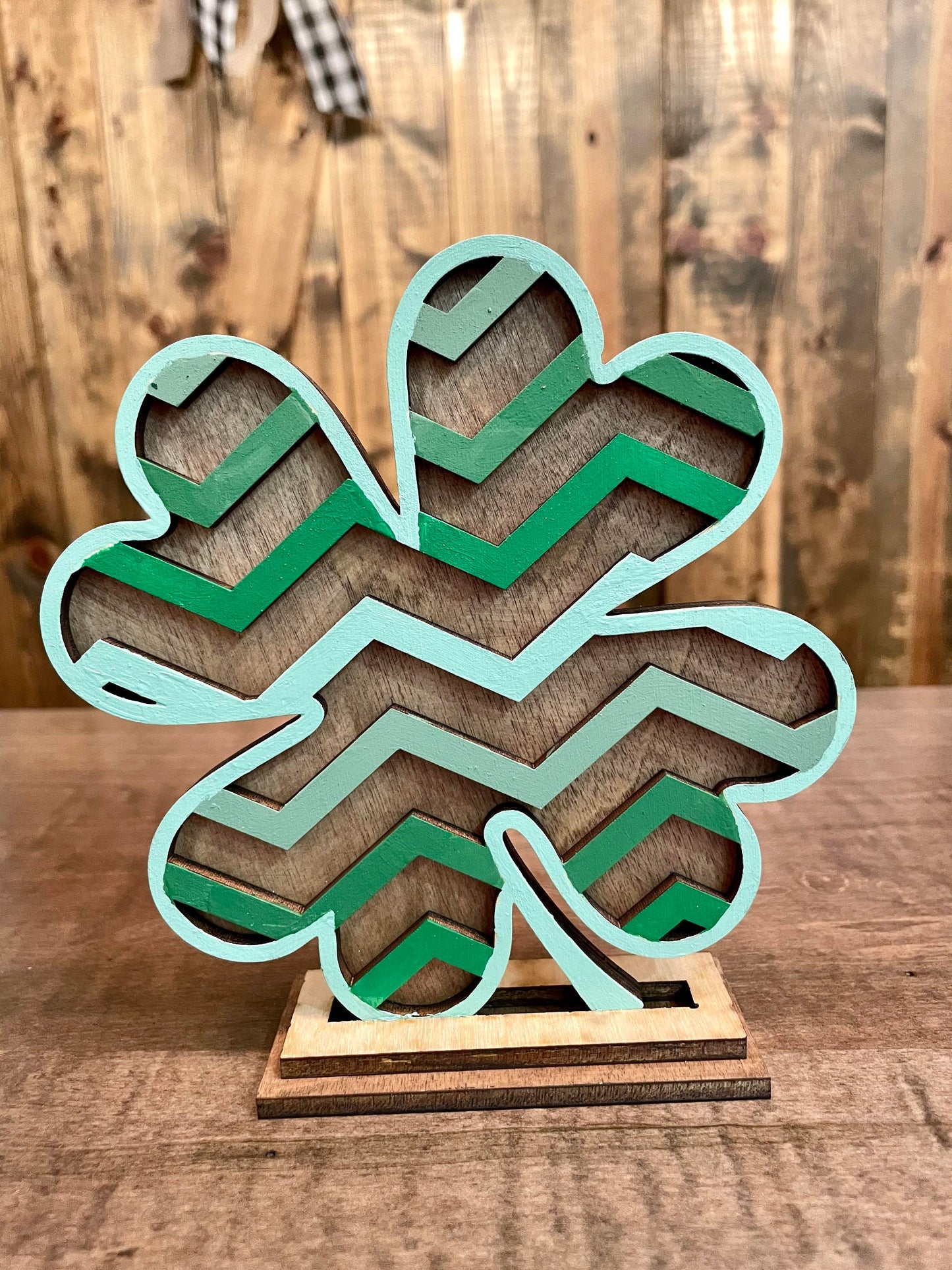 3D Decorative Standing Clovers