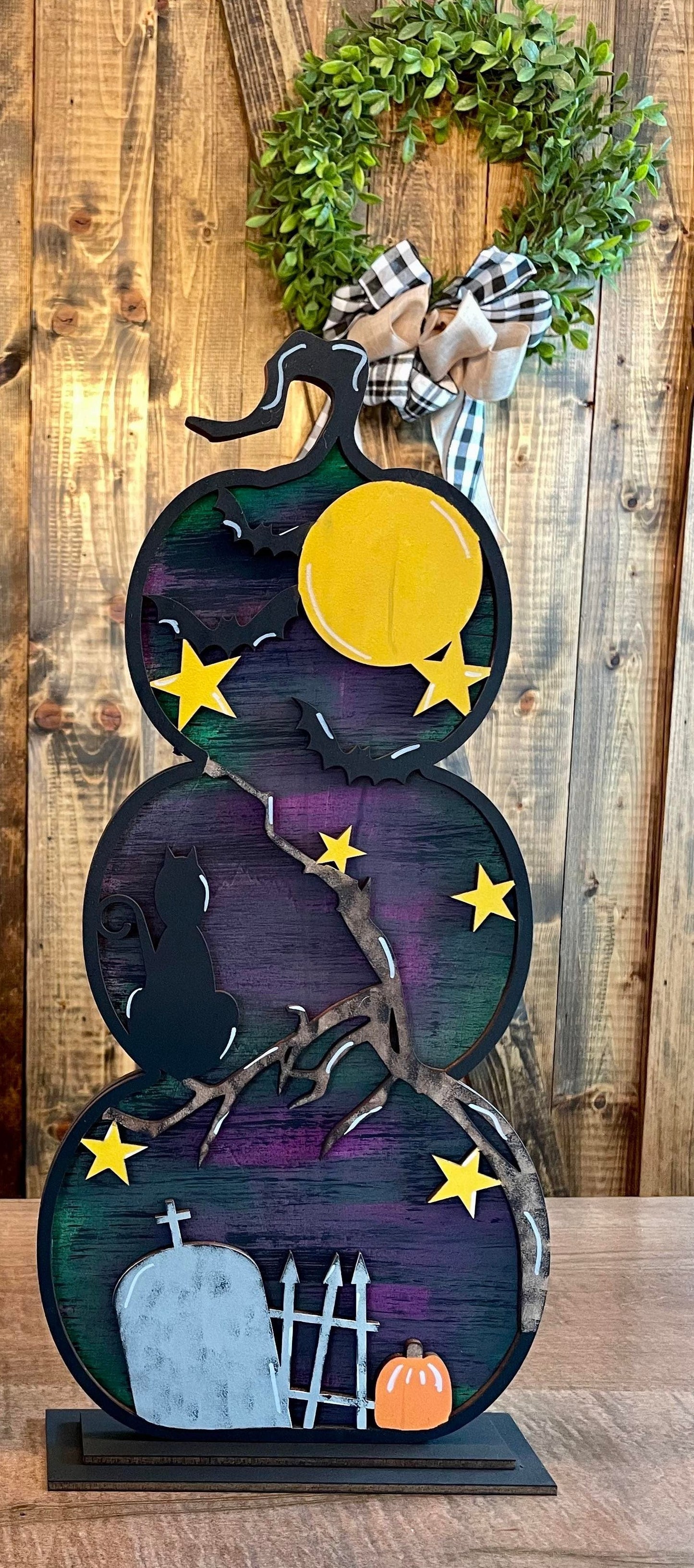 3D Standing Stacked Pumpkins Spooky Graveyard