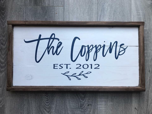 Family name Est with leaf design