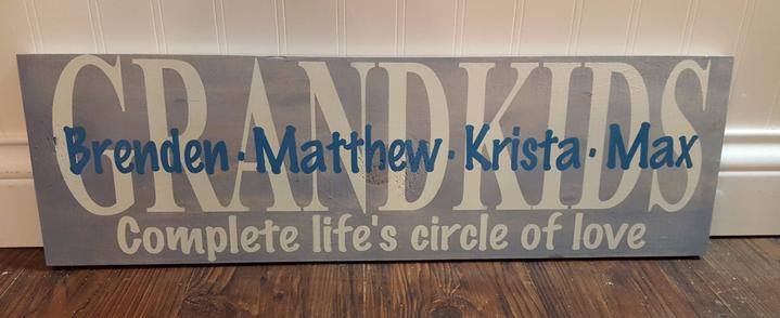 Grandkids complete life's circle of love with names