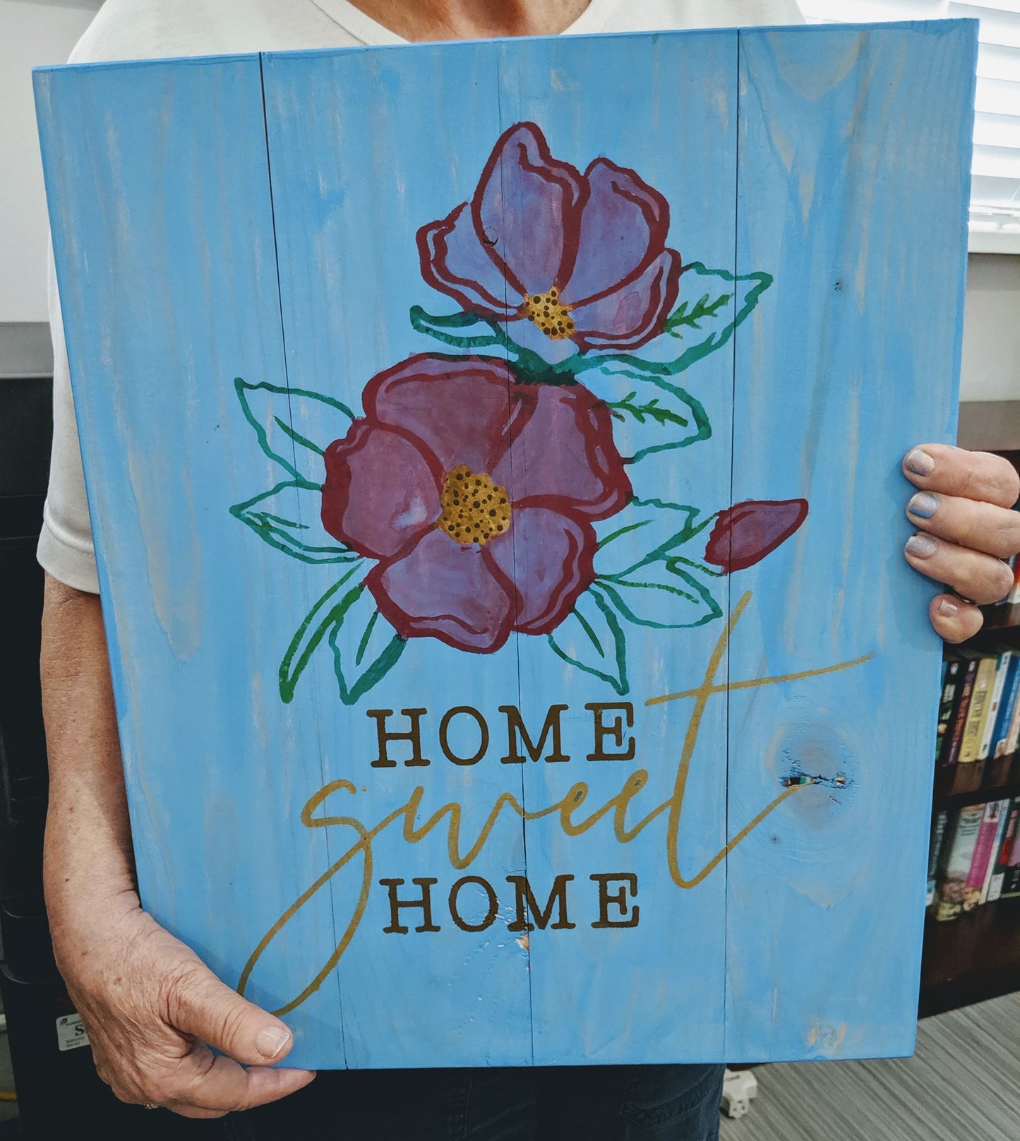 Home sweet home with flower