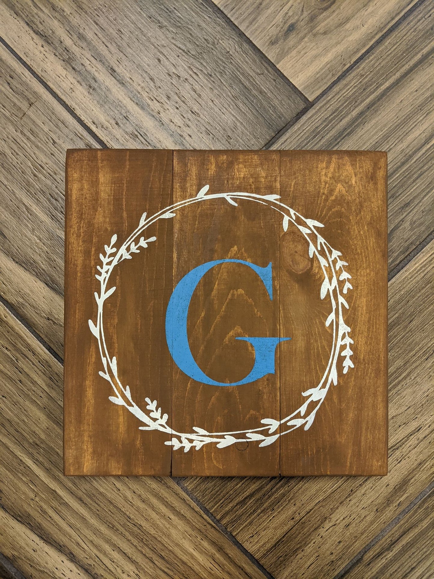 Vine wreath with Letter