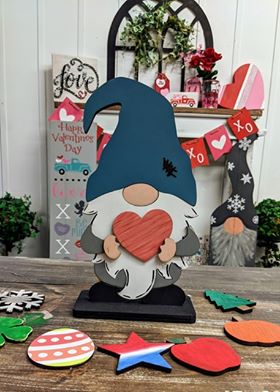 3D Seasonal interchangeable Standing Gnome