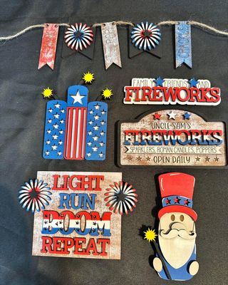 3D Tiered Tray Decor - Fireworks