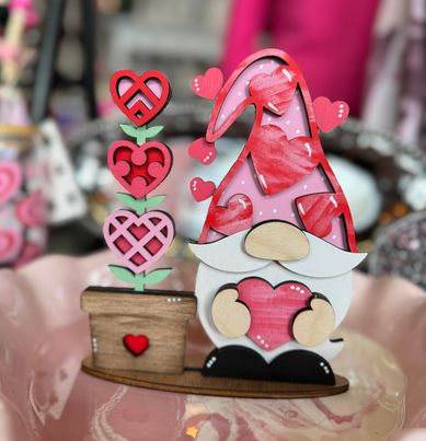 3D Valentines Day Standing Small Gnome
