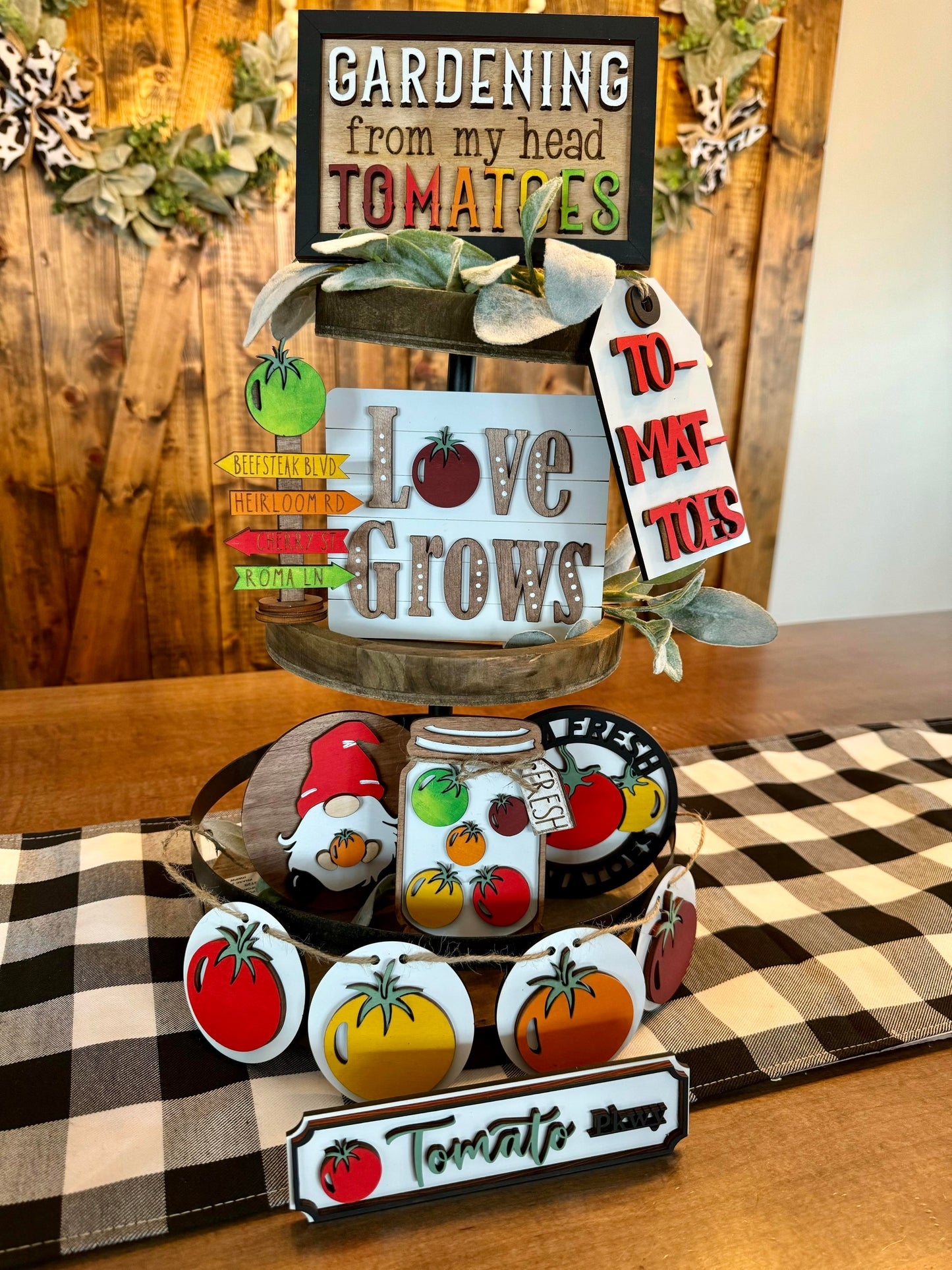 3D Tiered Tray Decor - Tomato