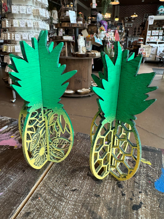 3D Decorative Standing Pineapples