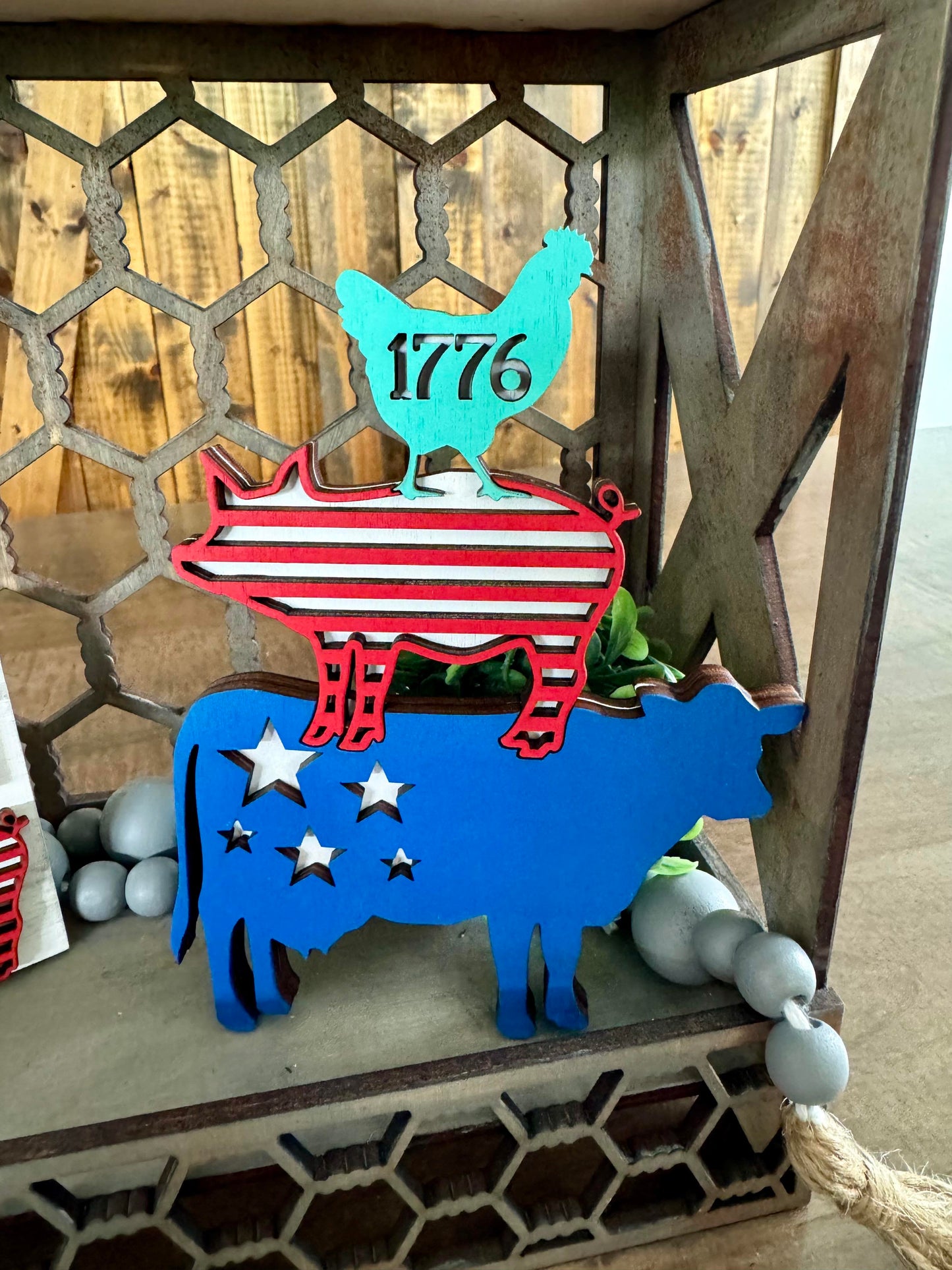 3D Tiered Tray Decor - Patriotic Farm