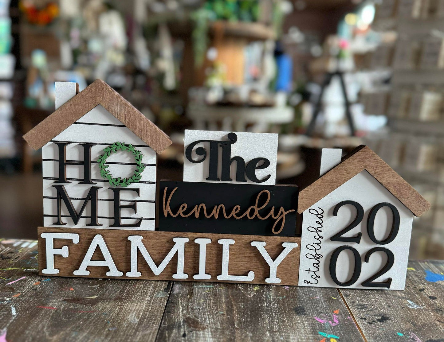 3D Standing Family Home with name and Est Date