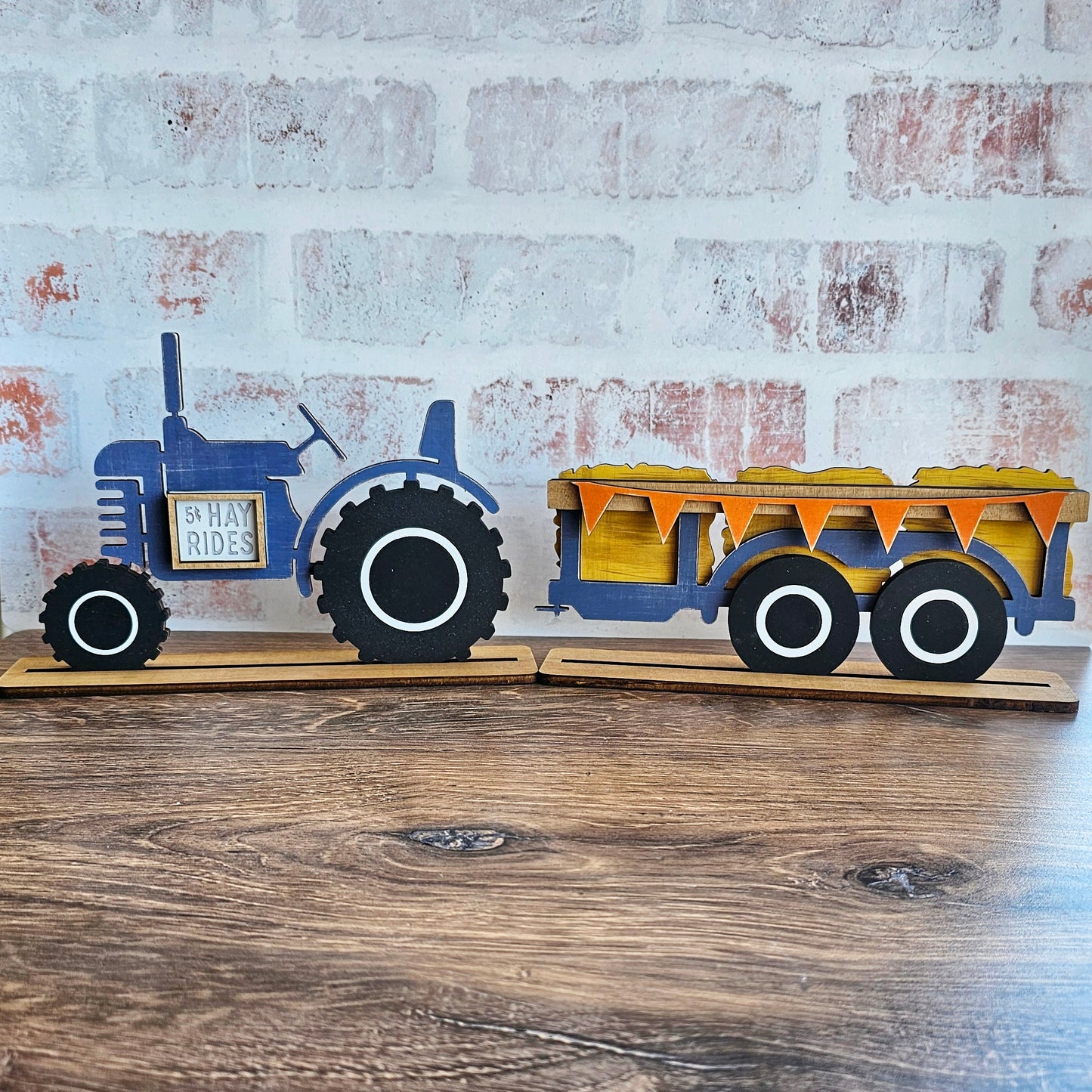 3D Standing Tractor pulling Hay Display