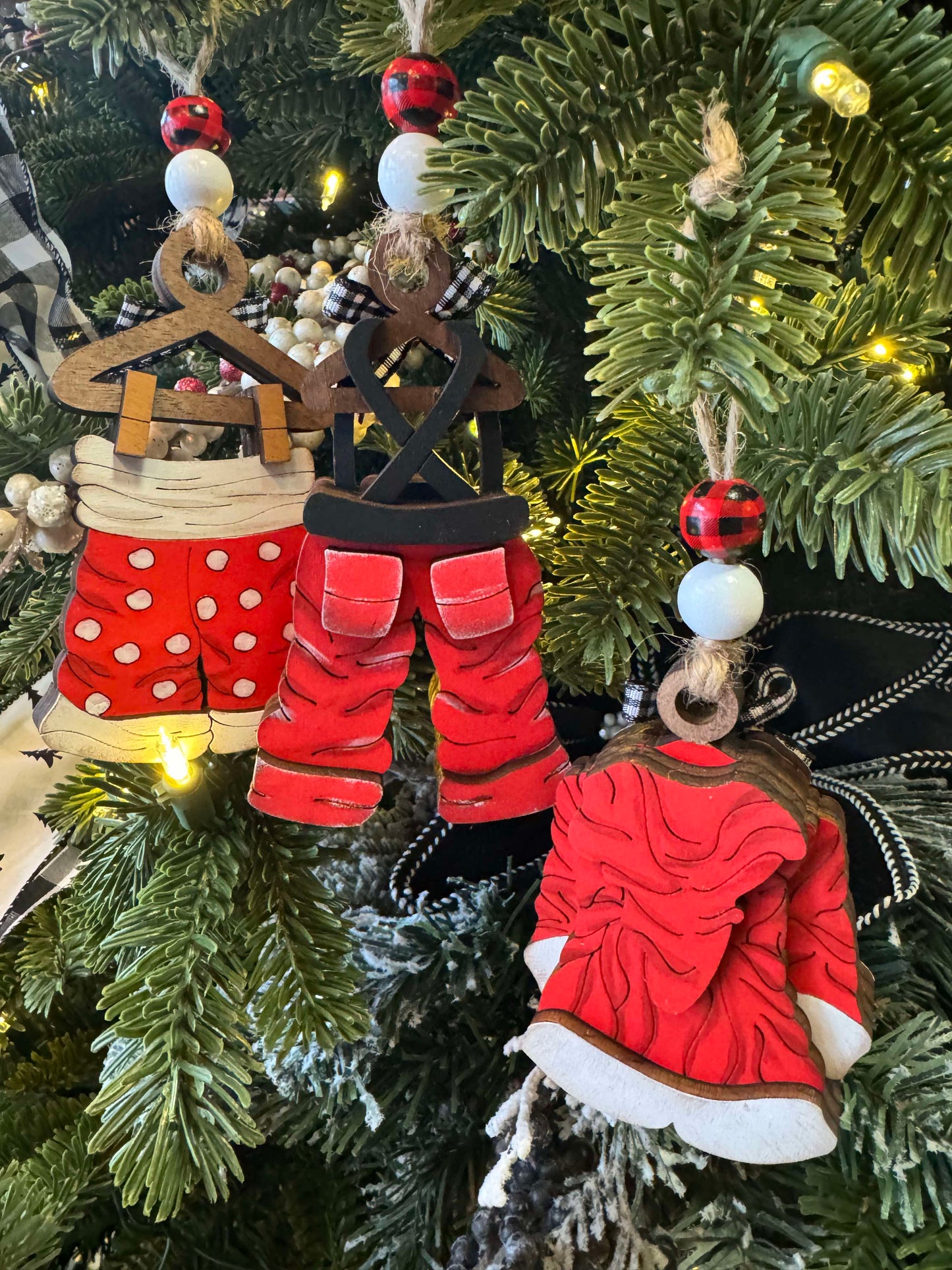 Ornament - Santas Outfit