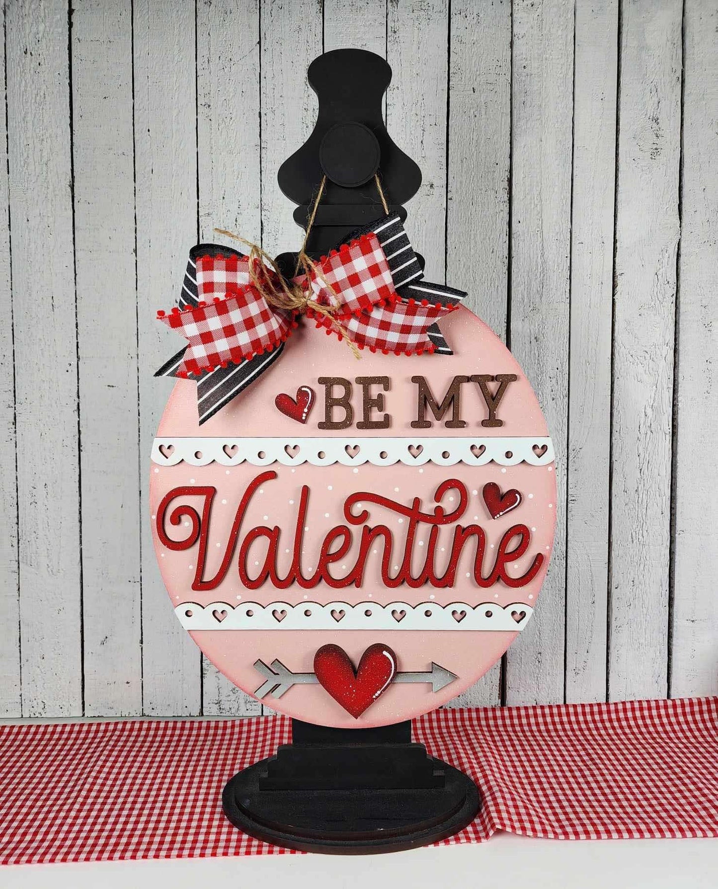 3D Mini hanger - 3D Mini hanger - Be My Valentine with Arrow through Heart