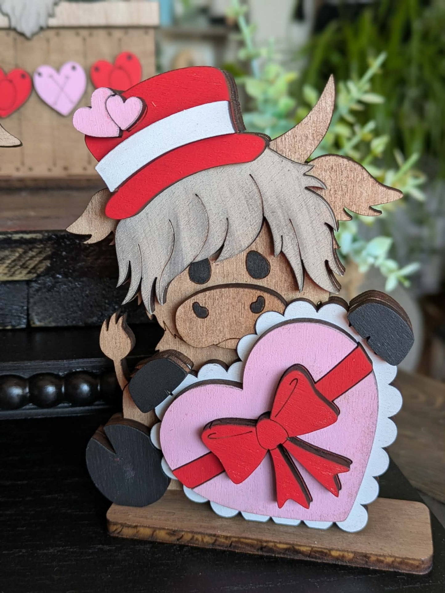 3D Standing Valentine's Day Cows