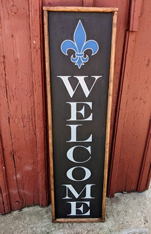 Welcome with fleur de lis