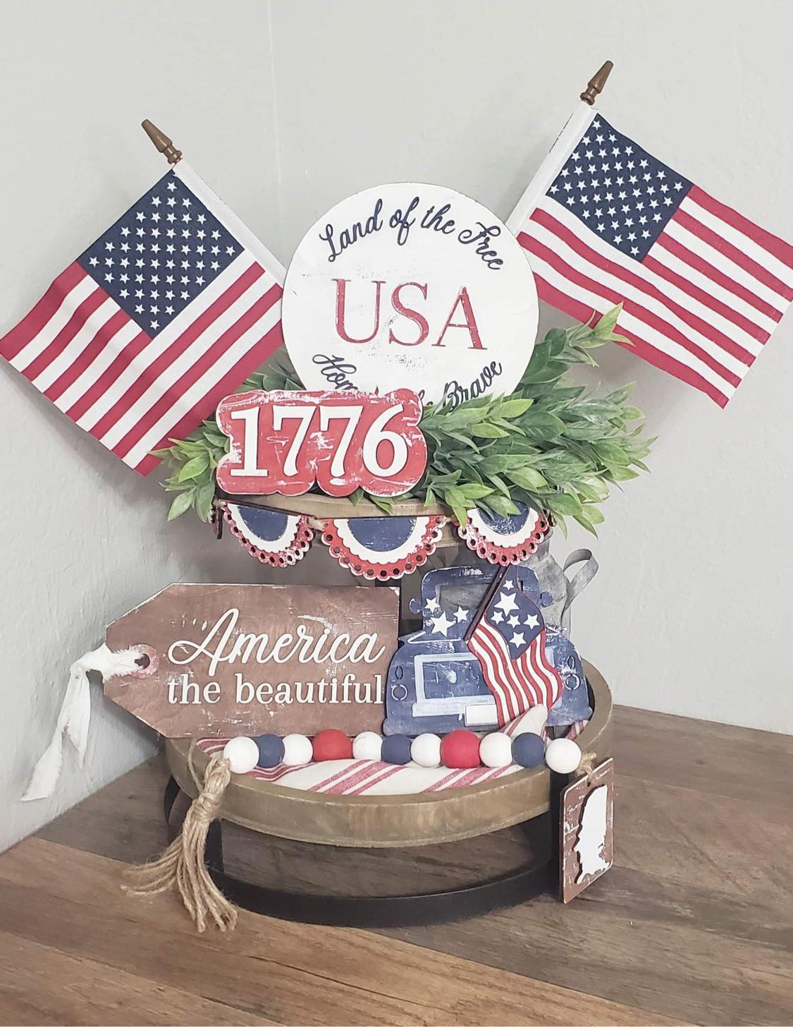 3D Tiered Tray Decor - America