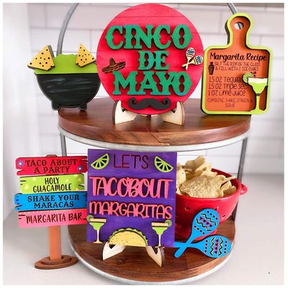 3D Tiered Tray Decor - Cinco De Mayo with directional sign