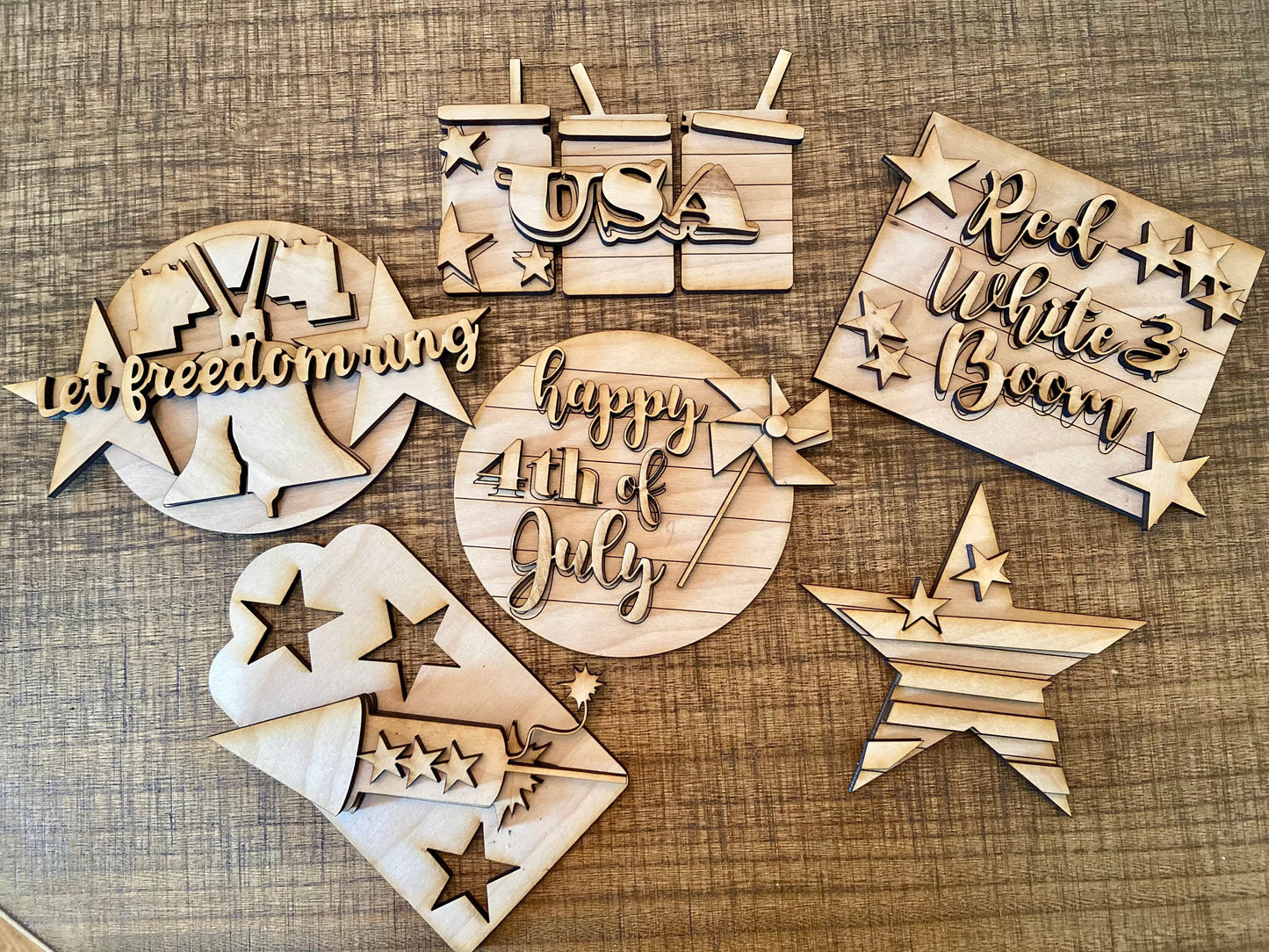 3D Tiered Tray Decor - Let Freedom Ring