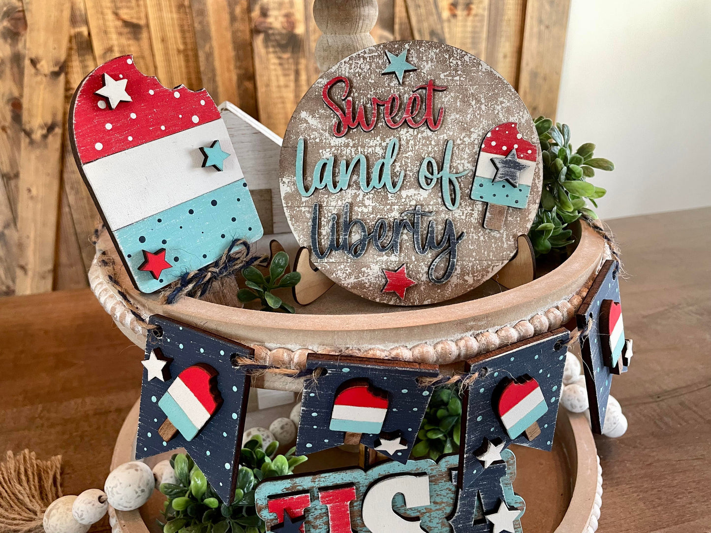 3D Tiered Tray Decor - Sweet Land of Liberty
