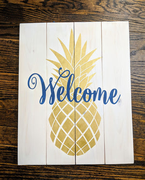 welcome with pineapple