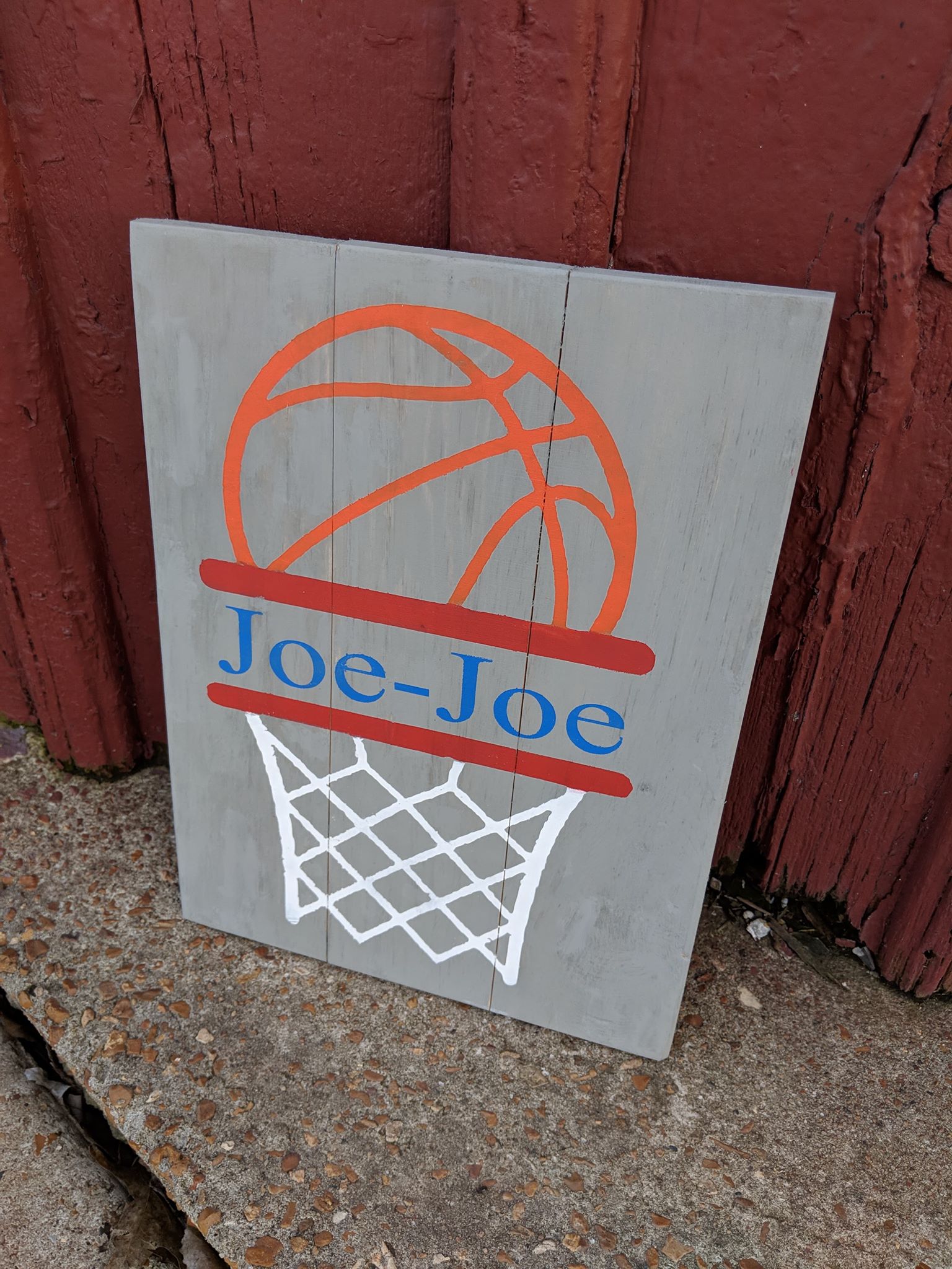 Basketball-hoop with name
