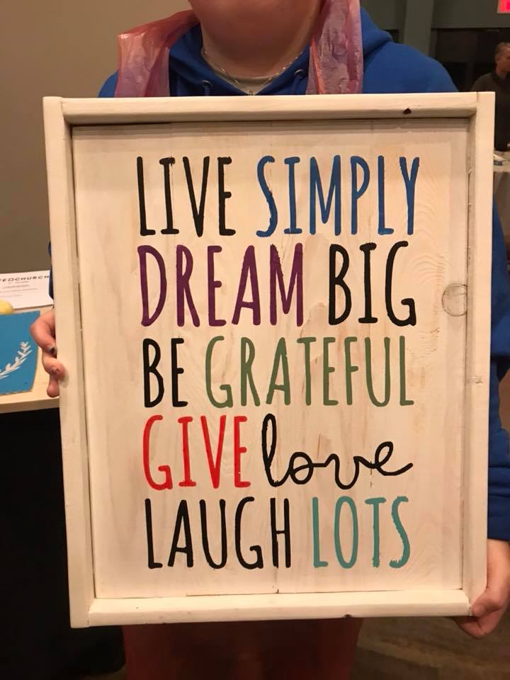 Live simply dream big be grateful give love laugh lots