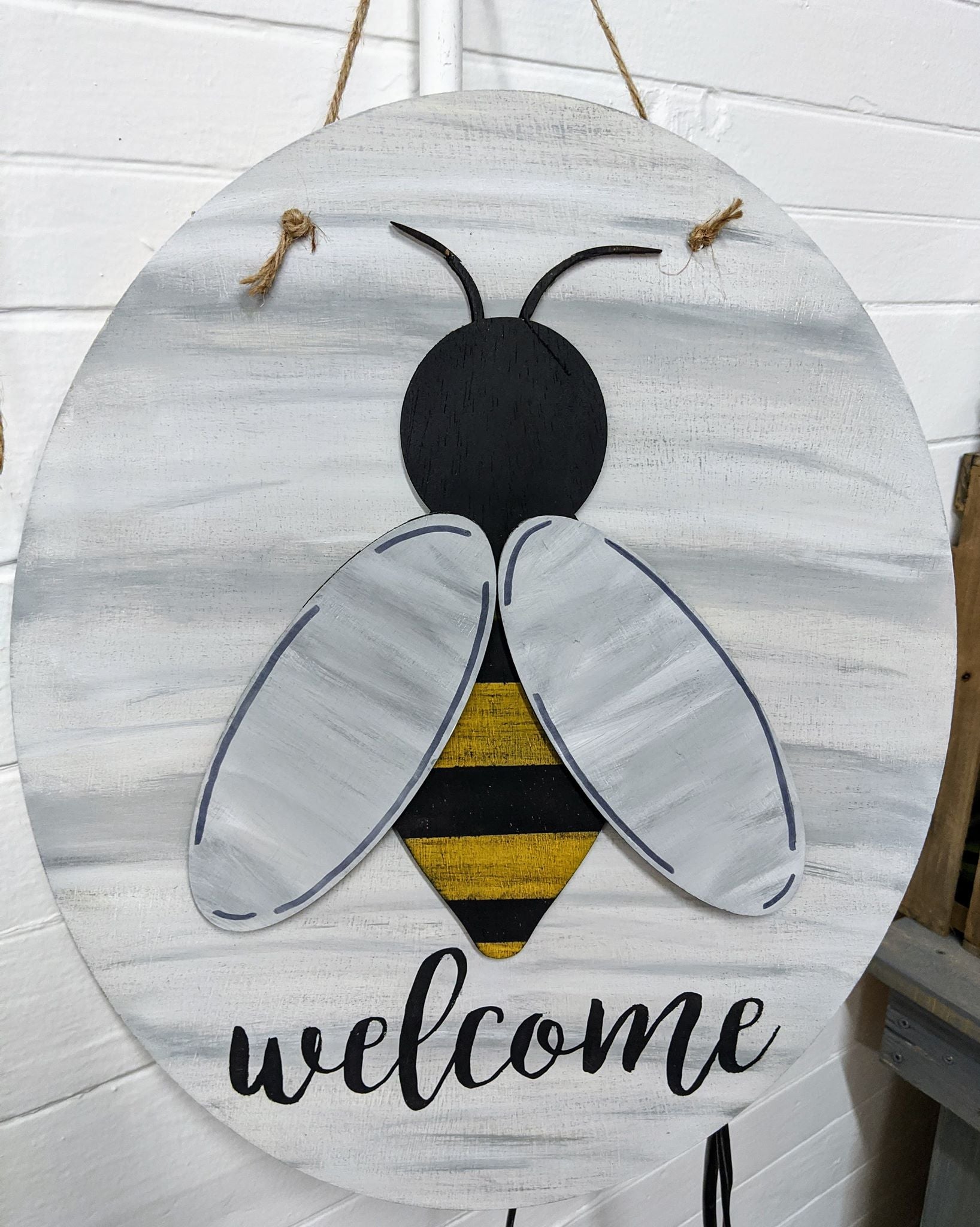 3D Door hanger Welcome with Bee