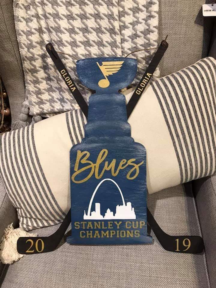 Door Hanger St Louis Blues Stanley Cup Champions 2019 with city skyline